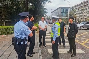 自三分制时代以来首人，索默在前15场意甲联赛中有10场保持零封